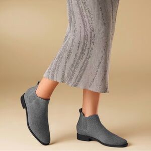 Vivaia Square-Toe Water-Repellent Ankle Boots (Ryan Pro) EU 38/US 7/7.5